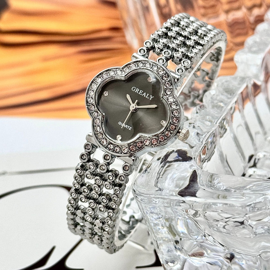Château Verity Watch