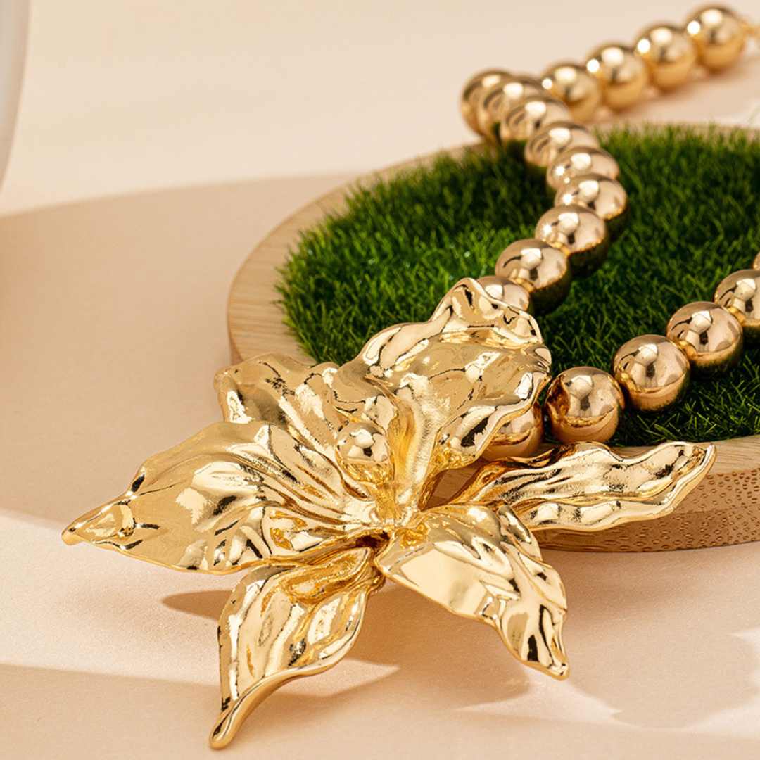 Halo Brume Necklace