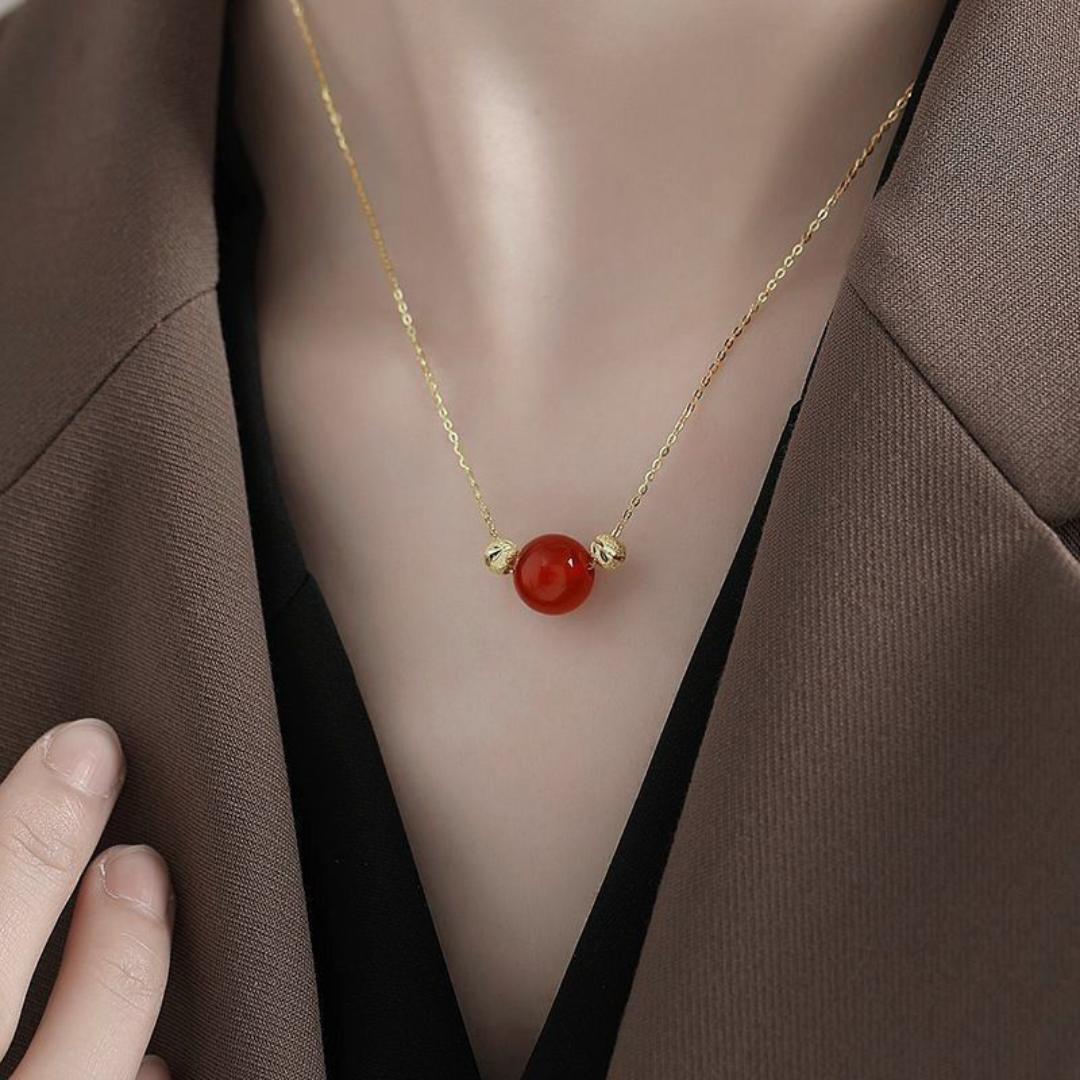 Laurel Crest Necklace