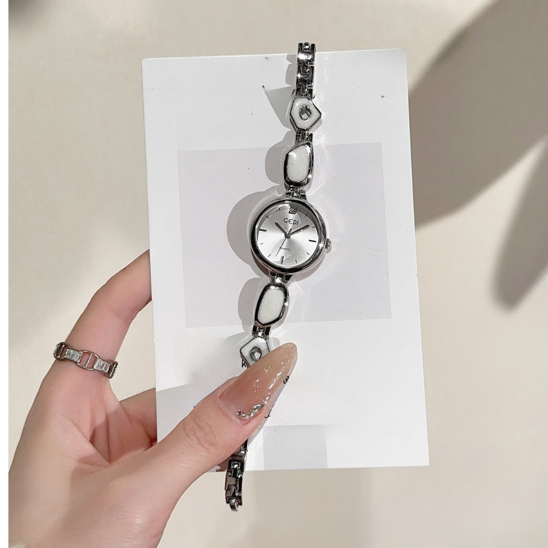 Velvet Horizon Watch