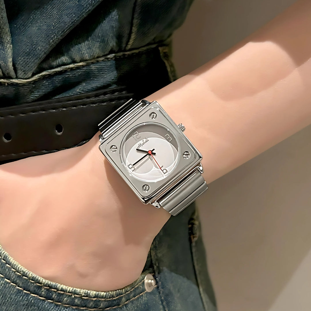 Velour Majesty Watch