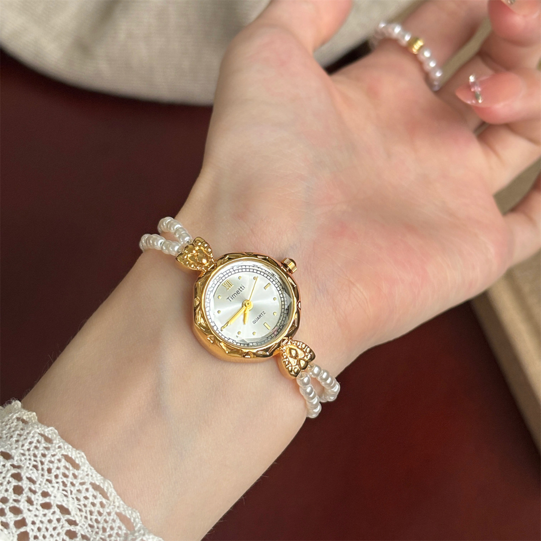 Elvaris Jewel Watch