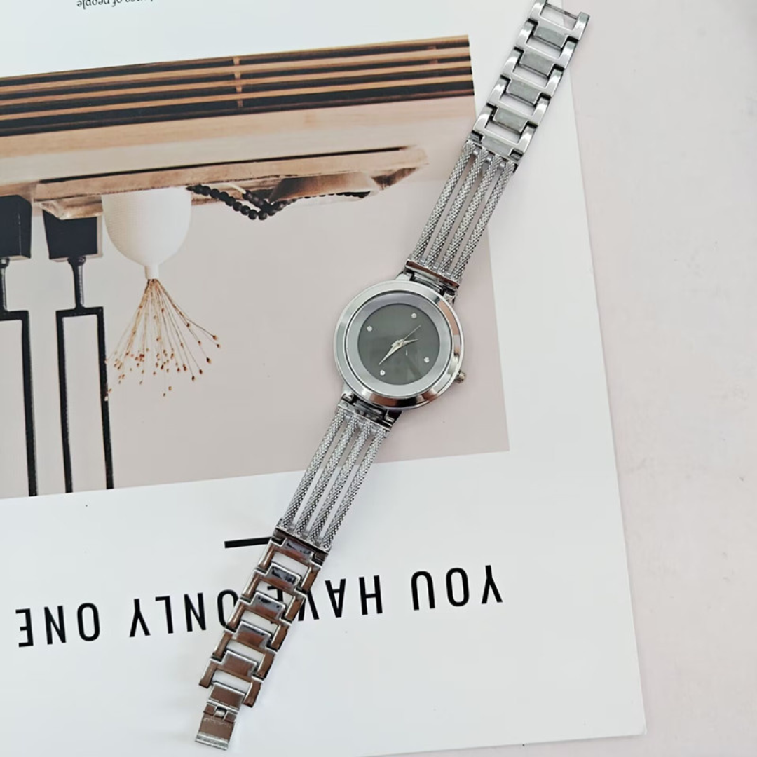 Valmora Luxe Watch