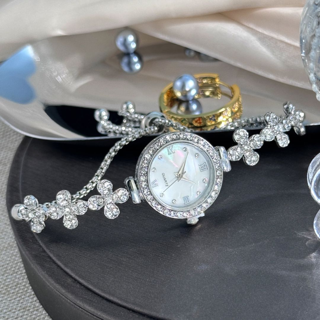 Astral Éminence Watch
