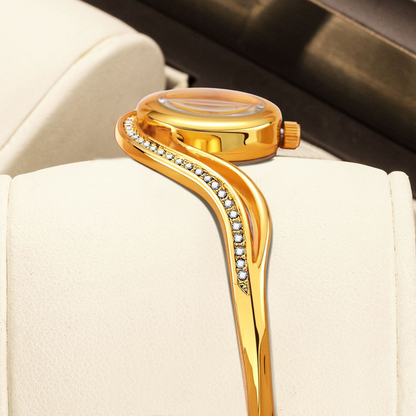 Elvarique Watch